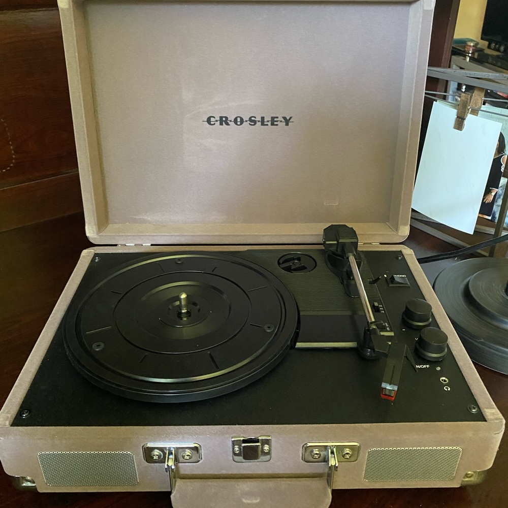 Crosley Cruiser Record Player/Bluetooth Speaker